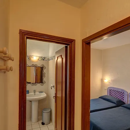 Hotel Baia De Bahas *